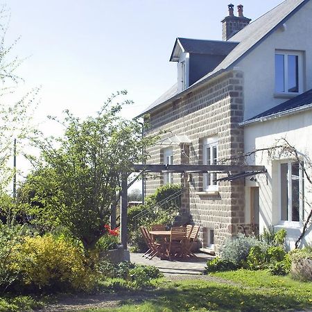 La Nesliere Chambres D'Hotes Bio Saint-Symphorien-des-Monts Exteriör bild
